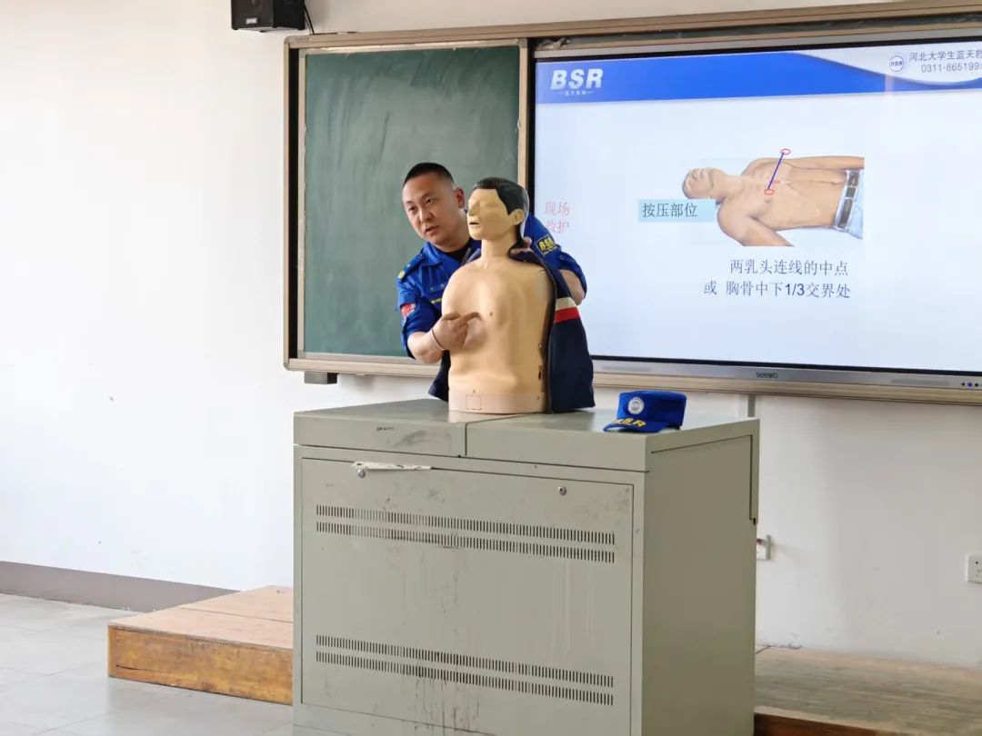 风韵犹存熟妇一区二区三区