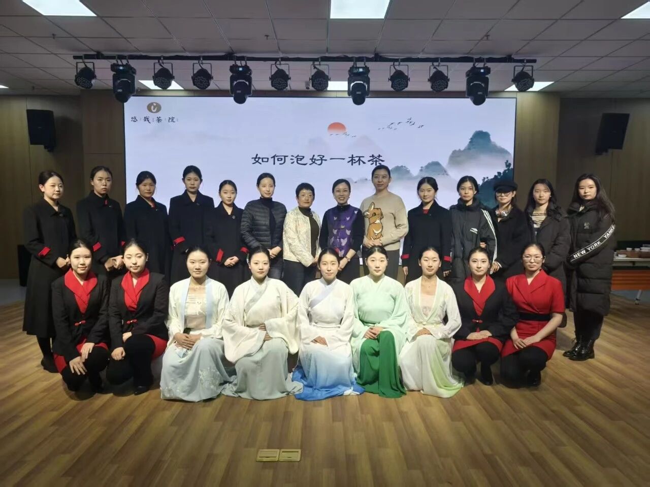 风韵犹存熟妇一区二区三区